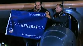Bertrand Piccard i André Borschberg na swojej maszynie Solar Impulse