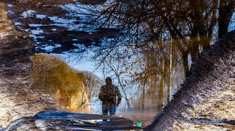 Miejscami popada deszcz ze śniegiem