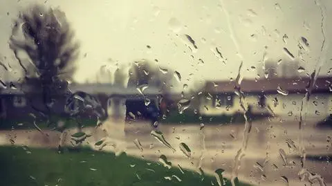 W wielu regionach popada deszcz lub deszcz ze śniegiem