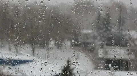 Niedziela upłynie pod znakiem opadów deszczu lub śniegu