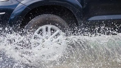 Połowa tego, co przez cały miesiąc. Tyle deszczu może spaść dziś