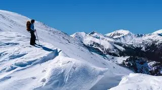 W Tatrach wprowadzono III stopień zagrożenia lawinowego