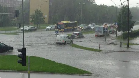 Aktualnie czytasz: Burze w Małopolsce. Woda wdarła się na A4