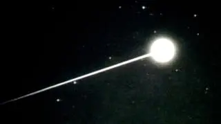 Powodem silnego rozbłysku był prawdopodobnie jasny meteor