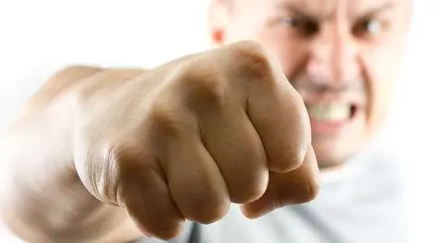 To agresja uwarunkowała kształt dłoni