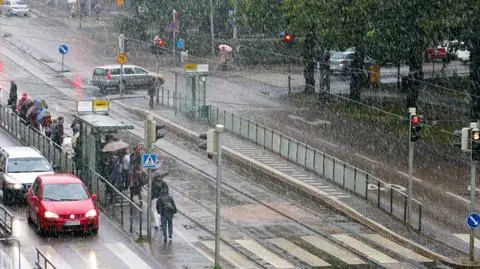 Nad Polskę nadciąga burzowy front