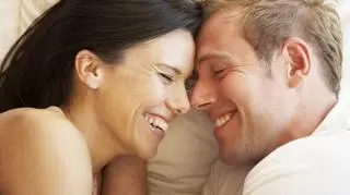 Wyliczono, jak częste zbliżenia powodują, że partnerzy pozytywnie oceniają związek 