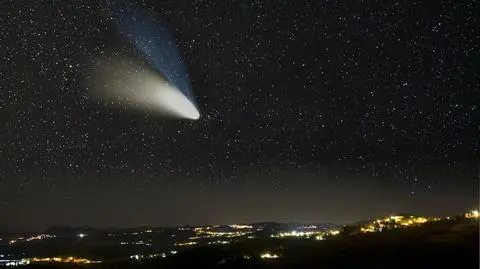 Kometa jaśniejsza od Księżyca przeleci nad Ziemią