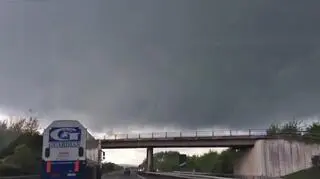 Jechał A34 wprost na tornado