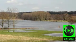 Opadający poziom Wisły koło Bydgoszczy