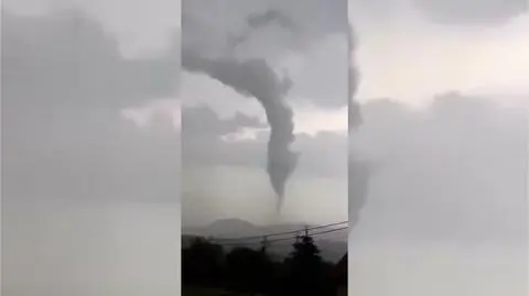 Trąba powietrzna koło Nowego Sącza. Zobacz, jak wirowała