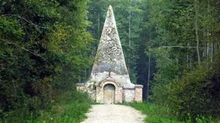 Piramida w Rapie kryje wiele tajemnic