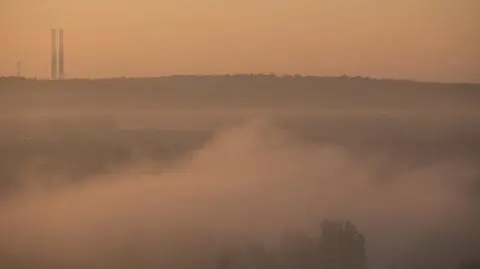 Nad Polską od rana unosi się smog