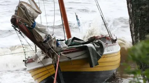 Nad Bałtykiem zwijaj żagle