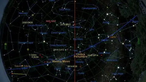 Asteroida 2000 EM26 znajduje się w lewym górnym rogu obrazu
