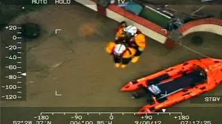 Część ludzi ewakuowano helikopterami
