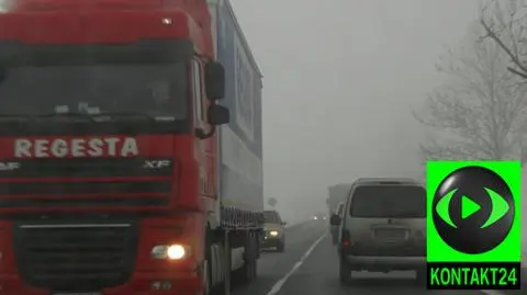 Jazdę w całym kraju utrudniają lokalne opady i mgły