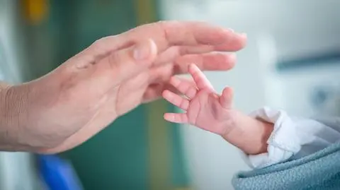 Nie lekceważyć wirusa, ale i podstawowych badań. Wcześniaki i pandemia COVID-19