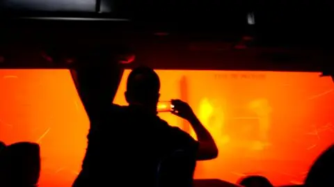 Płomienie i chmury dymu. Pożary trawią południową Francję