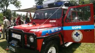 Nowoczesny samochód ratowników