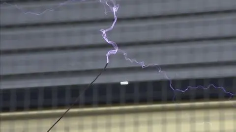 Studenci z Krakowa grają na piorunach