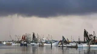 Chmury nad polskimi portami