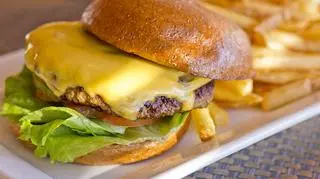 McDonald's zamyka restauracje z powodu braku klientów
