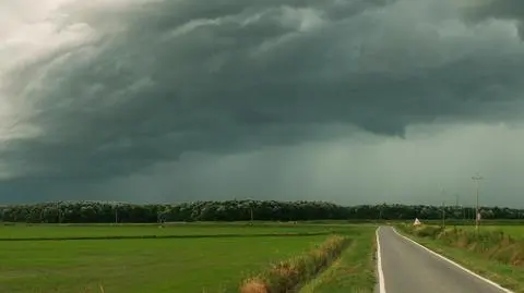 Podróżowanie utrudnią burze