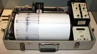 Trzęsienie o sile 6,1 w skali Richtera nawiedziło Japonię