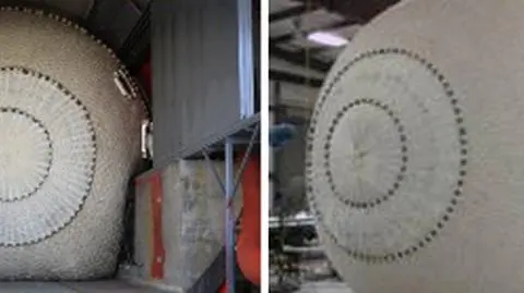 Korek to specjalny rodzaj dużego balonu, który można wypełnić powietrzem albo wodą