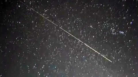 Pogodna noc ułatwi obserwację Geminidów