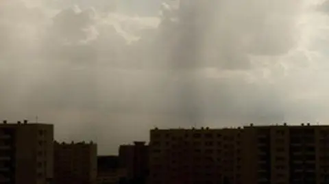 Virga nad Bydgoszczą. To deszcz, który nie dotarł do ziemi