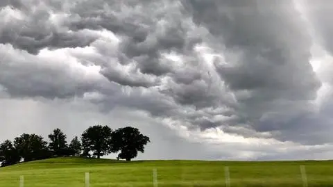 Nad Polską przechodzą burze
