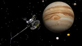 Sonda zabierze na planetoidę dwa dyski, z jednym wróci na Ziemię