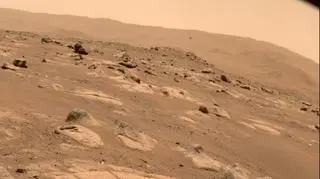 Powierzchnia Marsa zarejestrowana przez dron Ingenuity