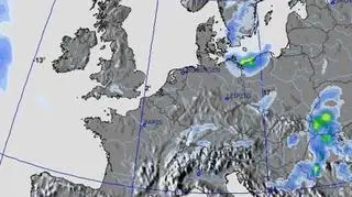 30 lipca, godz. 02 (www.niederschlagsradar.de)