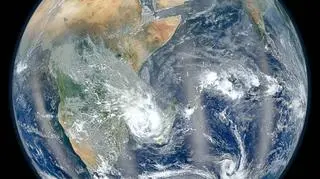 Afryka i Azja, zdjęcie Blue Marble / NASA 