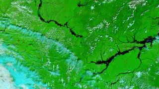 Amur wylewa, 21 sierpnia 2013 (NASA)