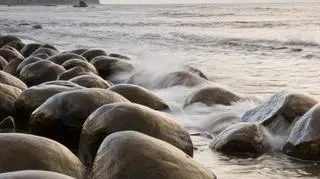 Bowling Ball Beach
