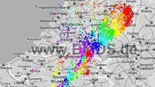 Burze nad Belgią 23.08, godzina 11:00\blids.de