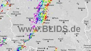 Burze nad Polską, godz. 17.00-19.00 (blids.de)