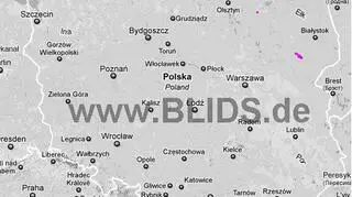 Burze nad Polską o godzinie 21.30 (blids.de)