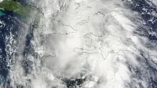 Cyklon Tomas nad Haiti (NASA)