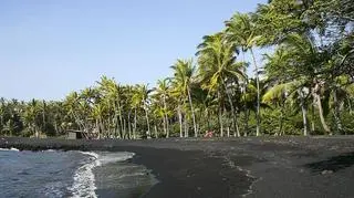 Czarna plaża