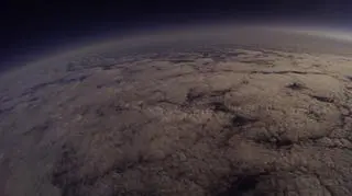 Czerwona gondola BOBAS, która będzie także lecieć 19 listopada (copernicus-project.org)