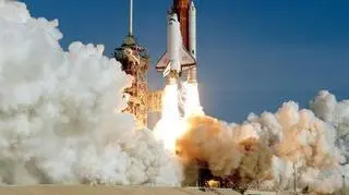 Discovery i jego dziewiczy lot w 1984 roku (NASA)