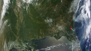 Dym z 14.06 / nasa.gov