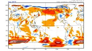 Fluktuacje wokół średniej miesięcznej temperatury w sierpniu