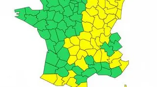 Francuska służba meteorologiczna ostrzega przed intensywnym deszczem (meteofrance.com)