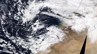 Fronty nad Afryką (NASA Terra / MODIS)